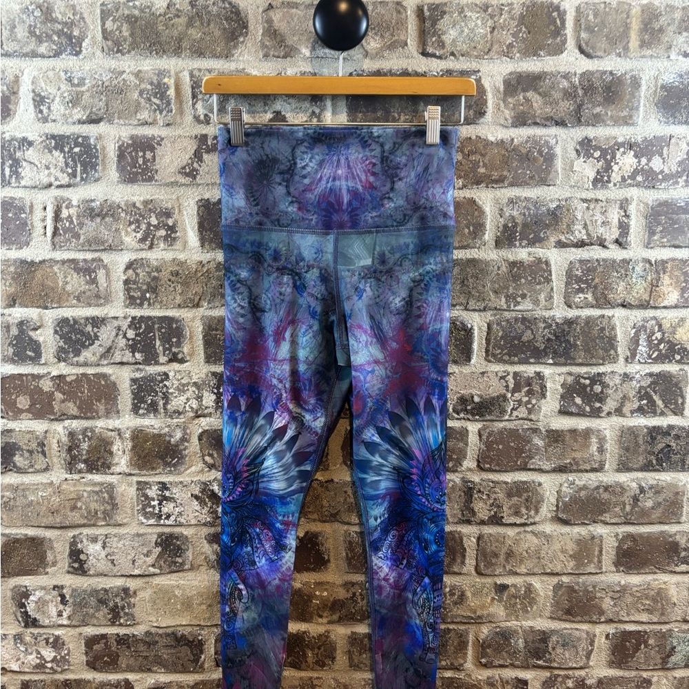 Evolution and Creation Hindu Elephant Leggings Womens Sz S